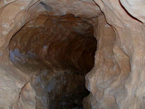 Keyhole Shaped Phreatic Tube with vadose "canyon" notch in base  Elephant Cave, Wales